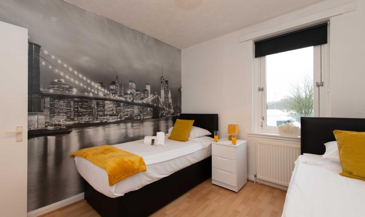 Premier - Chapel Apartment With Driveway! Cleland Esterno foto