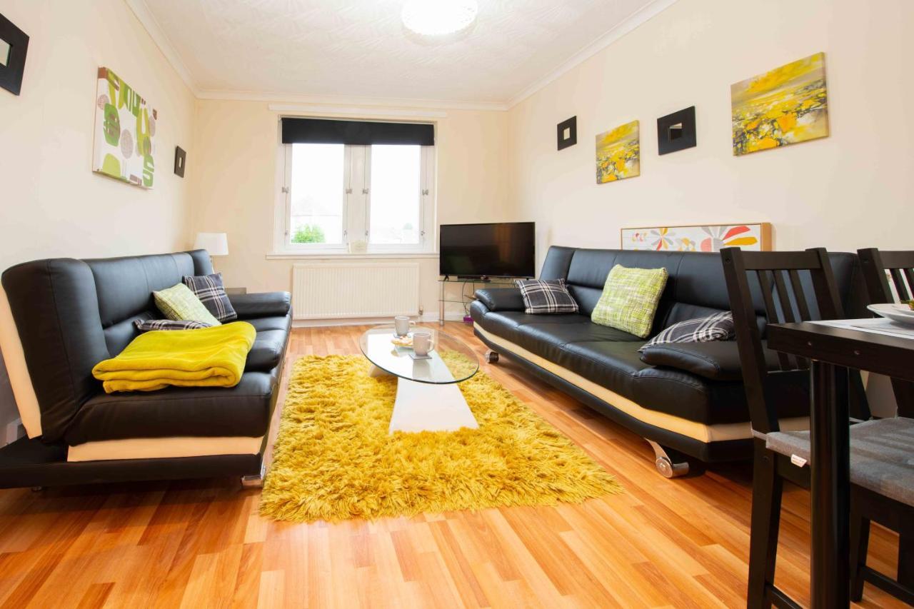 Premier - Chapel Apartment With Driveway! Cleland Esterno foto